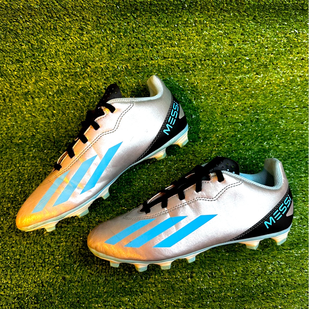 Adidas Youth F50 club Messi FxG Soccer Cleats, Size 5